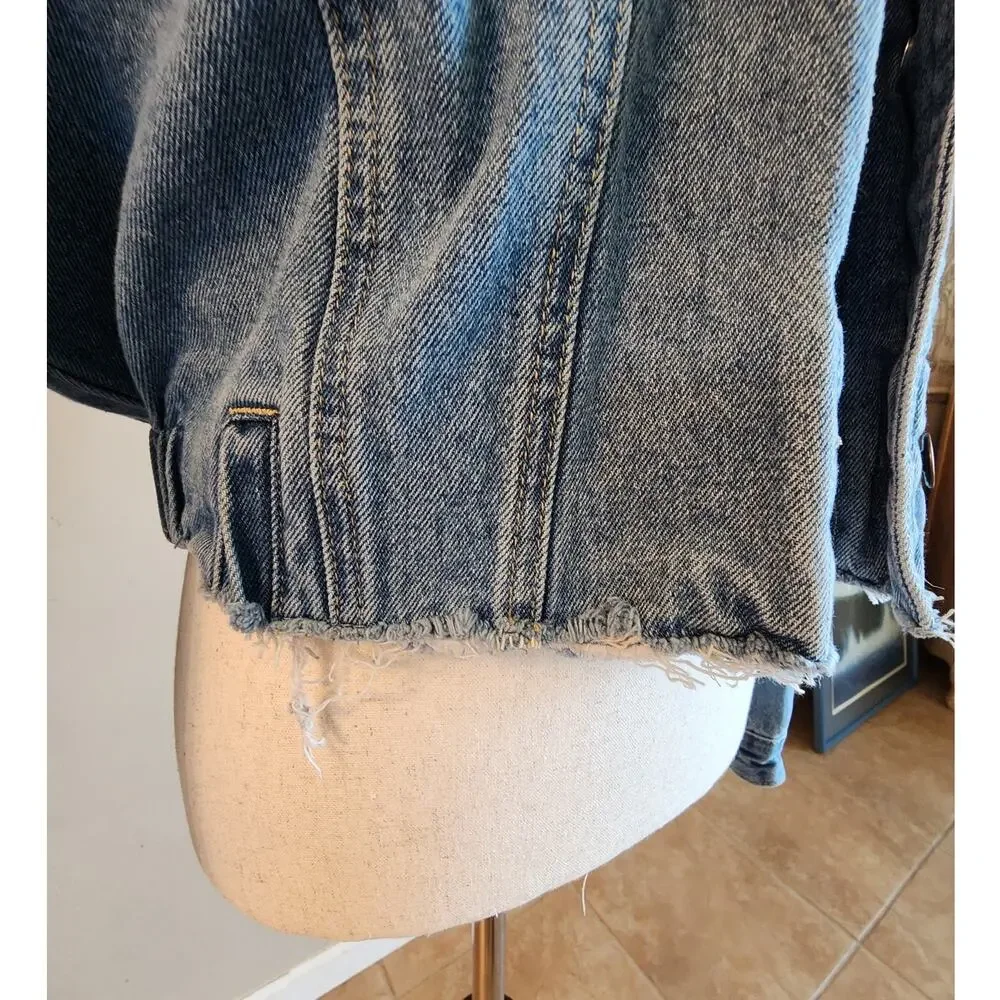 Mono B Women's Denim Jean Jacket SZ Large Raw Hem Cropped - Picture 6 of 10